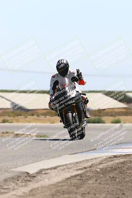 media/Aug-03-2025-TrackDaz (Sun) [[bf4a71acf9]]/A Group/12pm (Wheelie Bump)/
